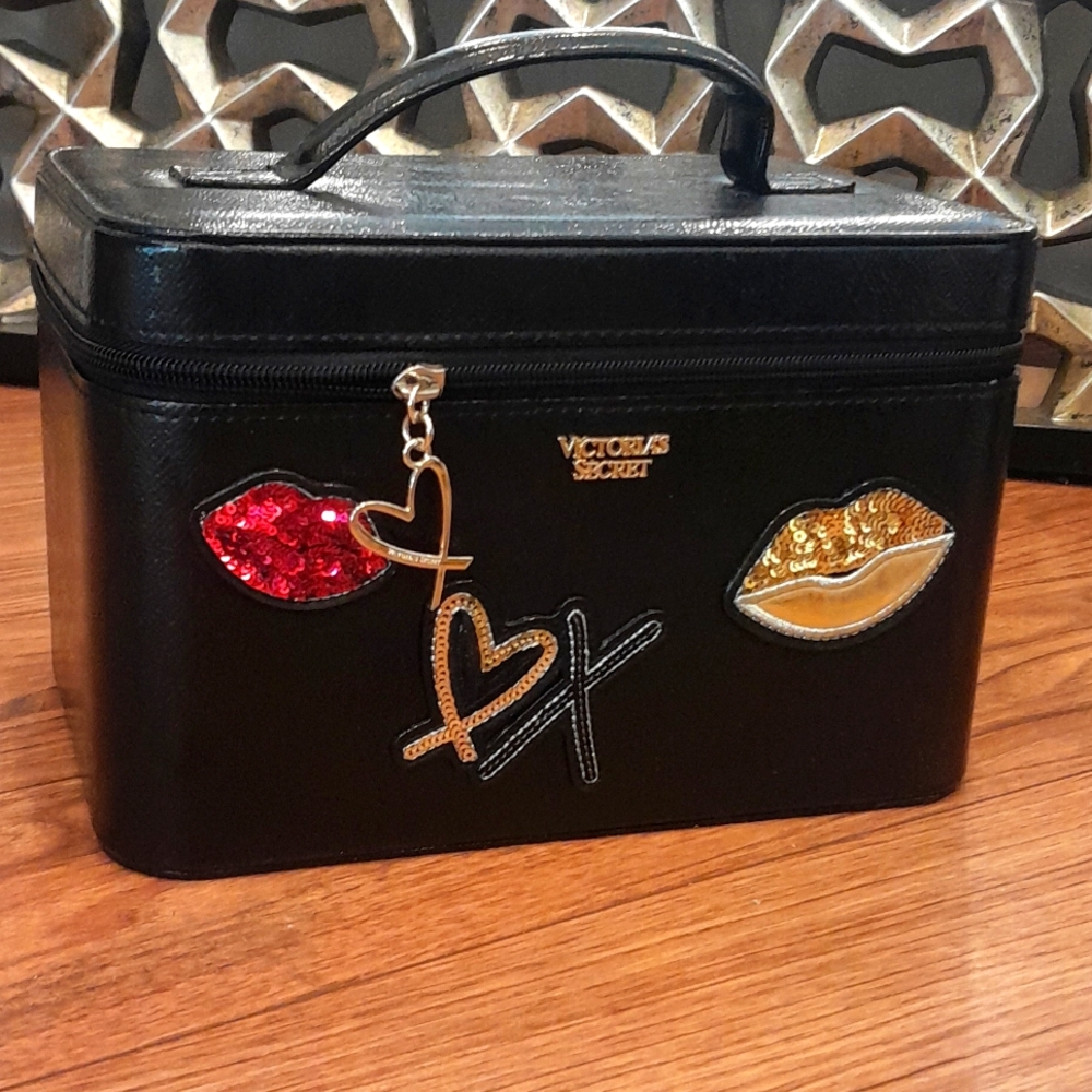 Victoria Secrets MakeUp Case